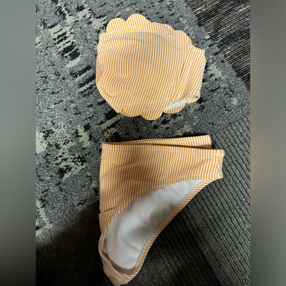 Jessica Simpson Bathing suit - Picture 5 of 5